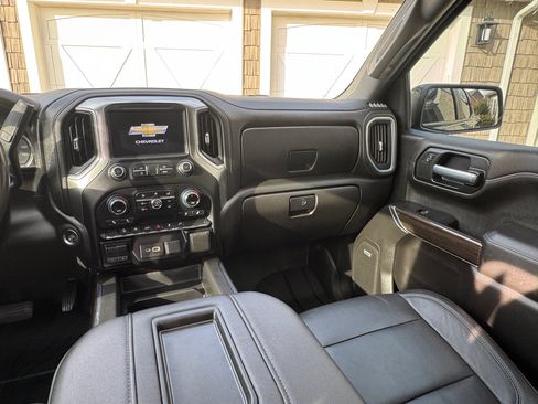 Used 2020 Chevrolet Silverado 1500 RST w/ All-Star Edition image 17