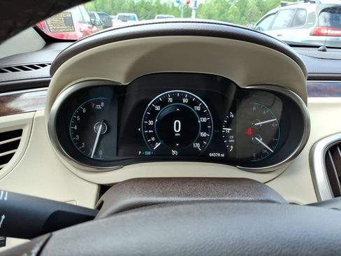 Used 2015 Buick LaCrosse Leather w/ Driver Confidence Package #1 FWD image 19