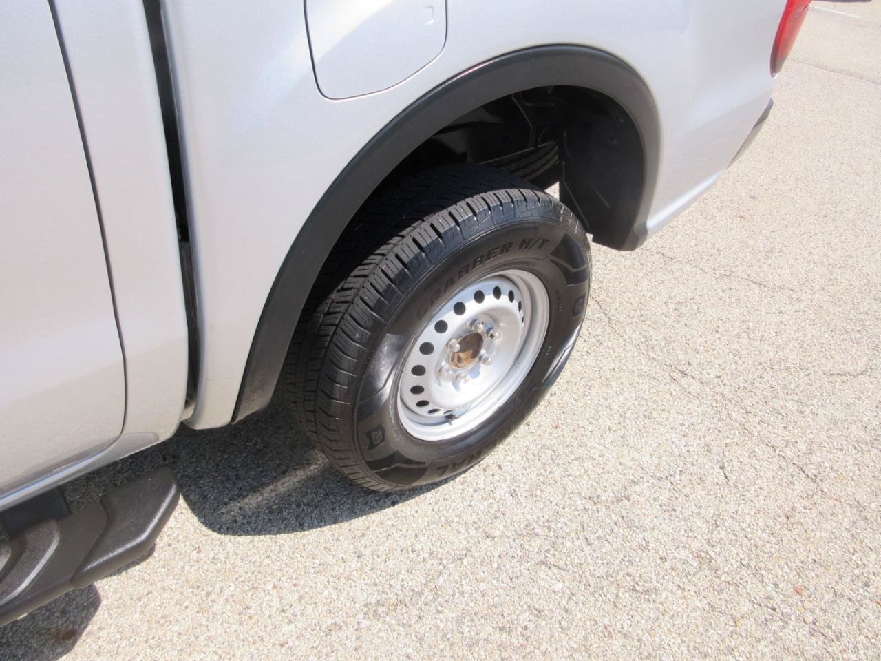 Used 2019 Ford Ranger XL w/ Equipment Group 101A Mid RWD image 17