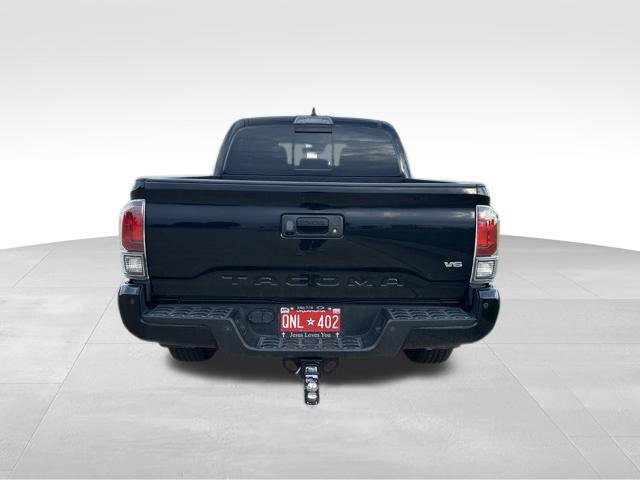 Used 2023 Toyota Tacoma TRD Off-Road w/ Technology Package AWD/4WD image 4