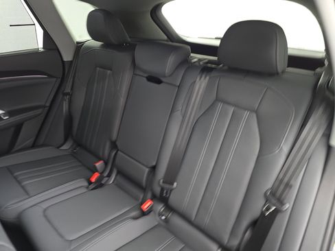 New 2025 Audi Q5 Premium Plus image 14