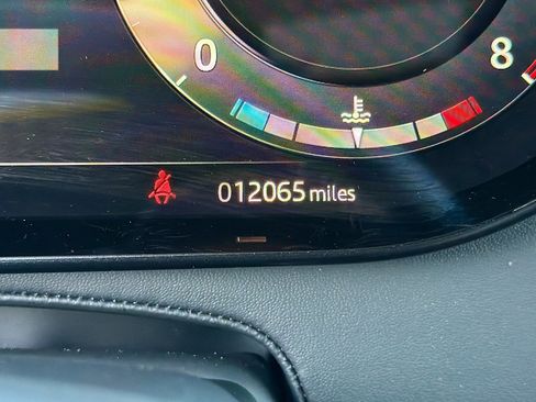 Certified 2025 Land Rover Range Rover Sport Dynamic SE AWD/4WD image 40