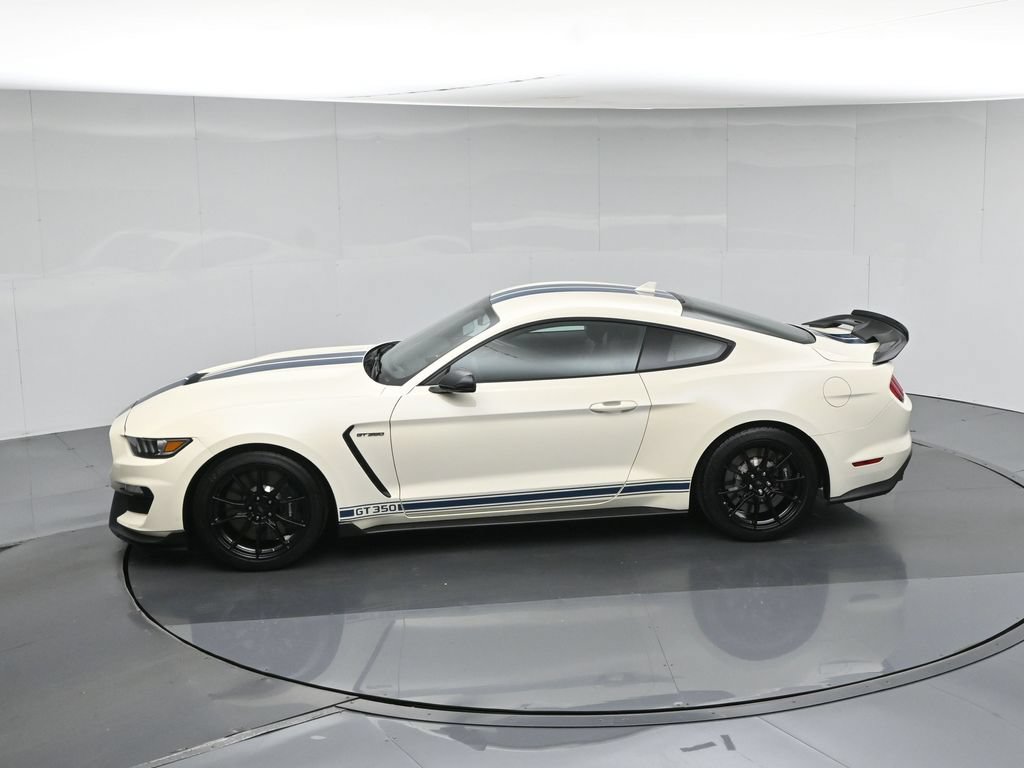 Certified 2020 Ford Mustang Shelby GT350 w/ Technology Package RWD image 42