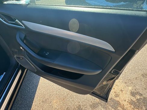 Used 2015 Audi Q3 2.0T Prestige image 19