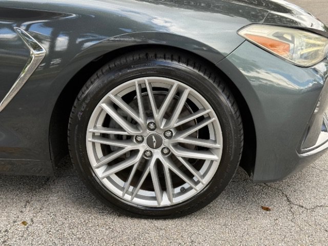Used 2020 Genesis G70 2.0T w/ Elite Package RWD image 11