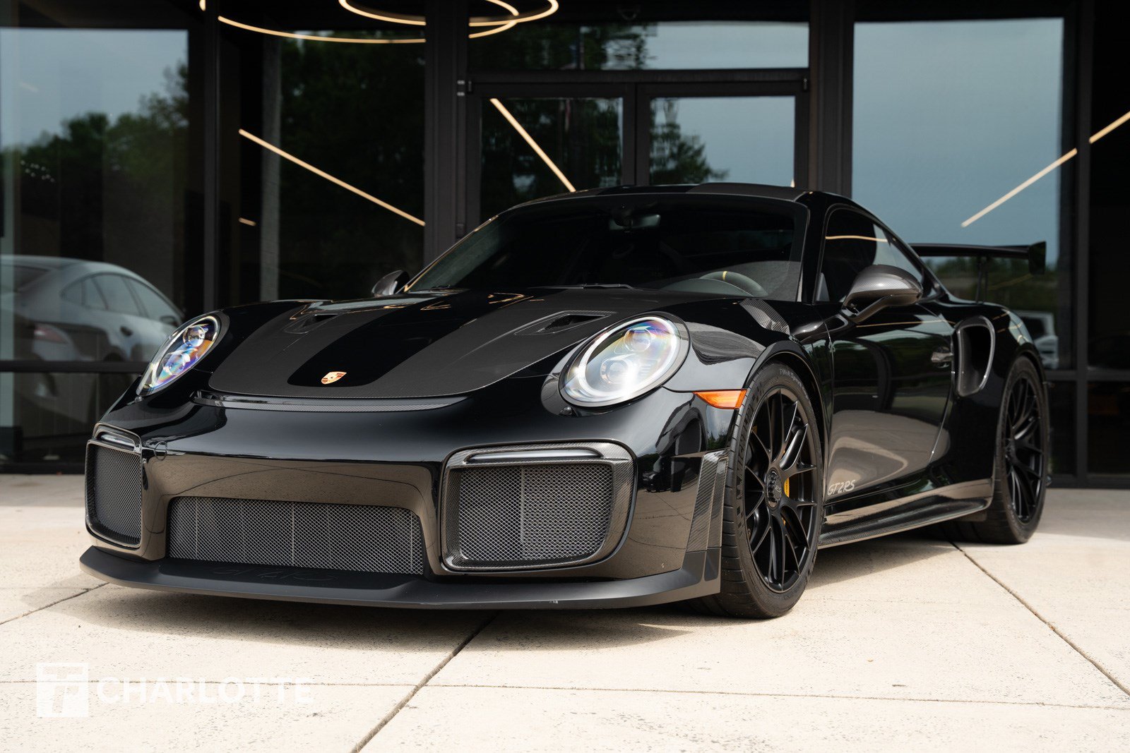 Used 2018 Porsche 911 GT2 RS RWD image 9