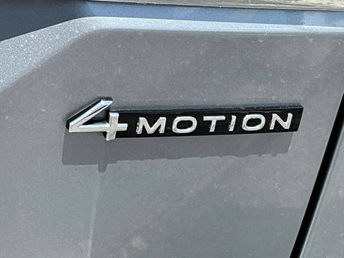 Certified 2025 Volkswagen Atlas SE AWD/4WD image 11