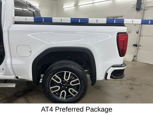 Used 2021 GMC Sierra 1500 AT4 w/ AT4 Premium Package AWD/4WD image 19