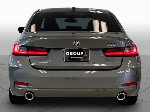 Used 2024 BMW 330i Sedan w/ Premium Package RWD image 4