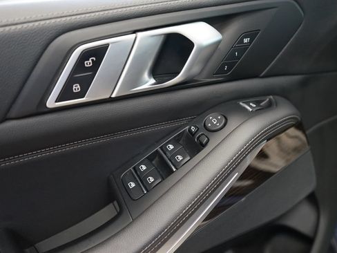 Used 2019 BMW X5 xDrive40i AWD/4WD image 28