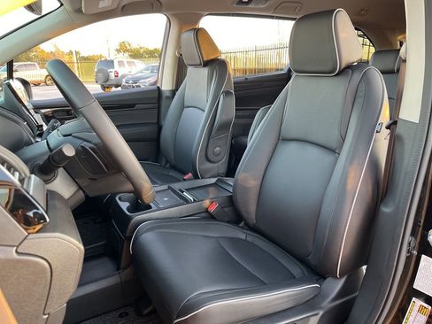 Used 2026 Honda Odyssey Touring image 26