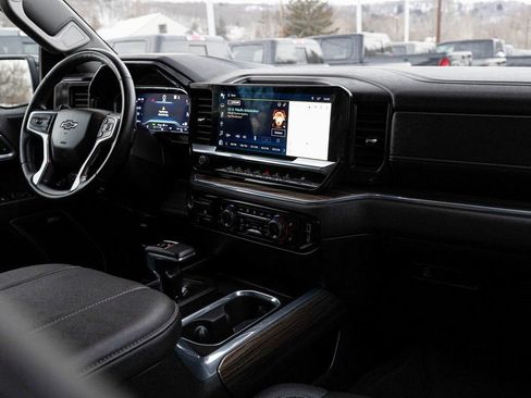 Used 2023 Chevrolet Silverado 1500 RST image 32