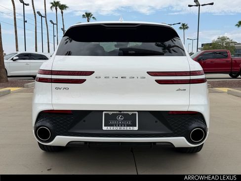 Used 2023 Genesis GV70 2.5T w/ Sport Prestige Package AWD/4WD image 5