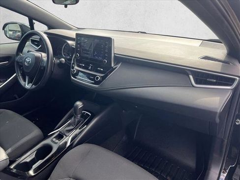 Used 2020 Toyota Corolla SE w/ SE Premium Package image 21