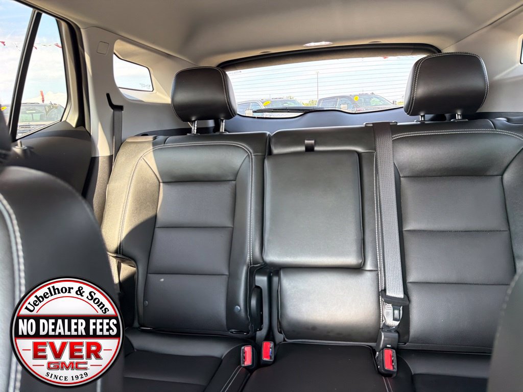 Used 2024 GMC Terrain SLT AWD/4WD image 19