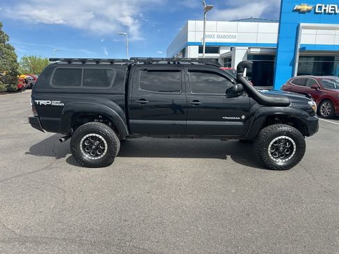 Used 2014 Toyota Tacoma w/ TRD Off-Road Package image 35