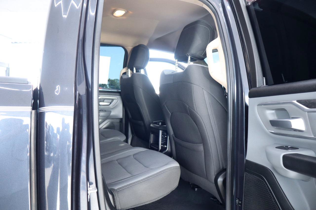 Used 2019 RAM 1500 Big Horn RWD image 33
