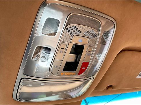 Used 2024 Genesis G90 3.5T image 34