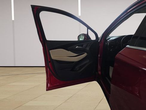 Used 2017 Buick Envision Essence image 10