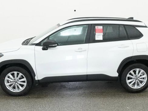 New 2026 Toyota Corolla Cross LE FWD image 22