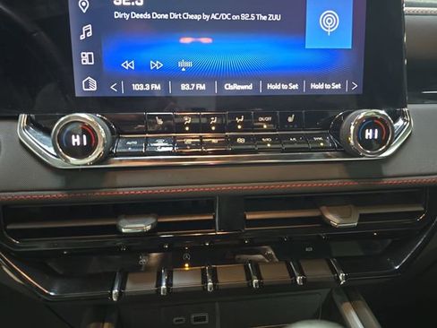 Used 2023 Chevrolet Colorado Z71 w/ Z71 Convenience Package 2 image 23