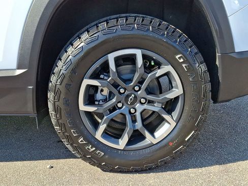 New 2026 Chevrolet Equinox ACTIV w/ Convenience Package III image 7