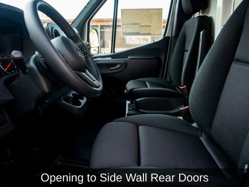 Used 2024 Mercedes-Benz Sprinter 144 Cargo image 41