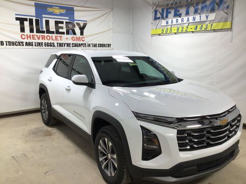 New 2026 Chevrolet Equinox LT image 1