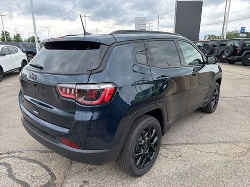 New 2026 Jeep Compass Latitude AWD/4WD image 8