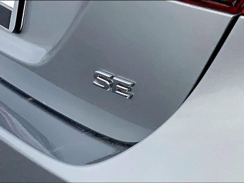 Used 2023 Toyota Camry SE image 30