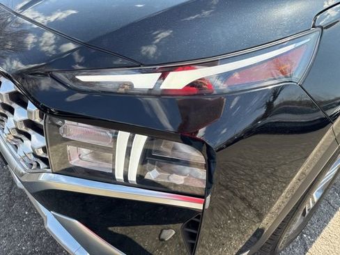 Used 2023 Hyundai Santa Fe SEL w/ Premium Package image 31