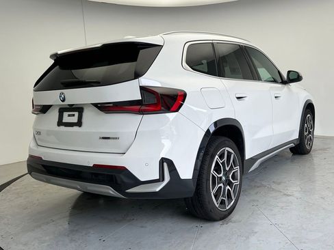 Used 2024 BMW X1 xDrive28i w/ Convenience Package AWD/4WD image 3