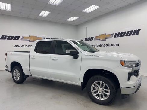 New 2026 Chevrolet Silverado 1500 LT w/ Protection Package AWD/4WD image 3