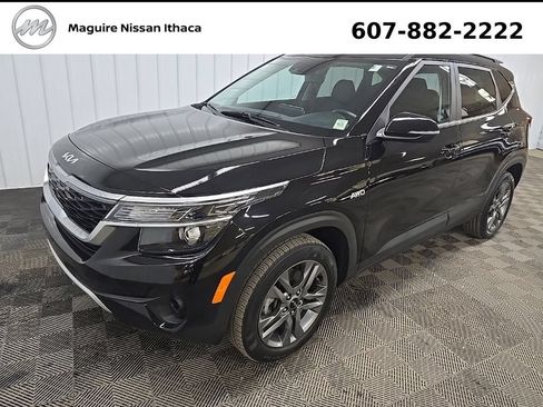 Used 2023 Kia Seltos S w/ Navigation Package AWD/4WD image 9