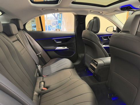 Used 2025 Mercedes-Benz E 350 Sedan image 18