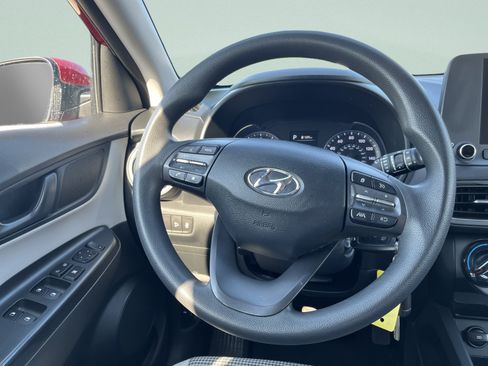 Used 2022 Hyundai Kona SE AWD/4WD image 26