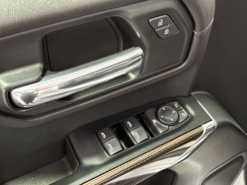 Used 2019 Chevrolet Silverado 1500 LT w/ All-Star Edition AWD/4WD image 16