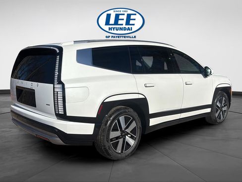 New 2026 Hyundai Ioniq 9 SEL image 7