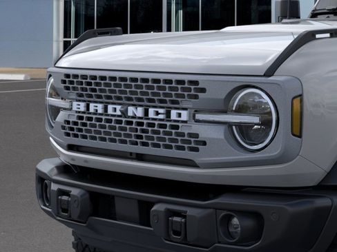Used 2026 Ford Bronco Badlands AWD/4WD image 10
