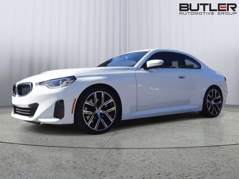 Used 2022 BMW 230i Coupe w/ Premium Package image 1