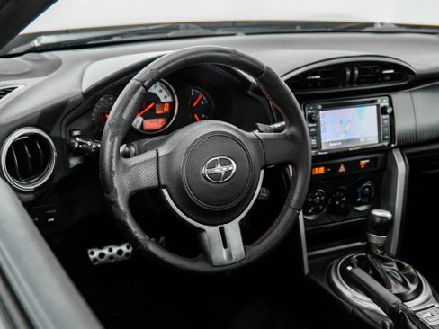 Used 2014 Scion FR-S image 13