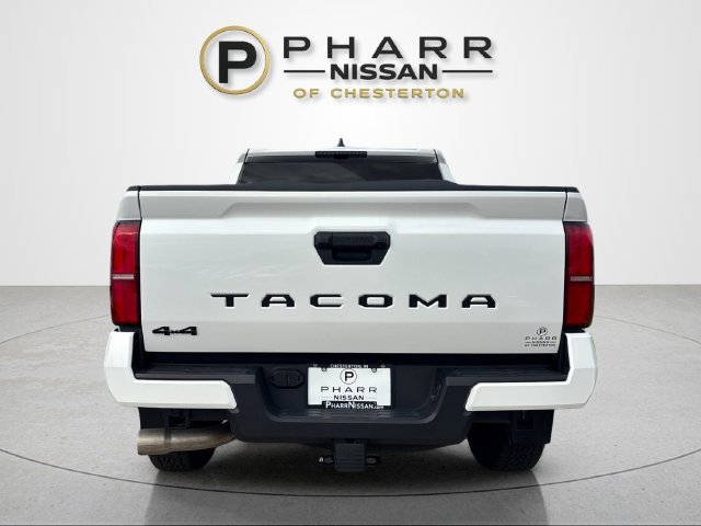 Used 2024 Toyota Tacoma TRD Off-Road AWD/4WD image 4