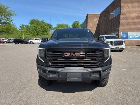 Used 2025 GMC Sierra 1500 AT4X AWD/4WD image 4