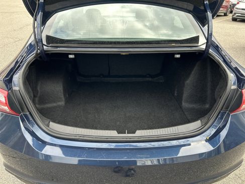 Used 2022 Chevrolet Malibu LT image 17