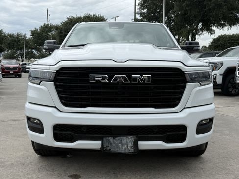 Used 2025 RAM 1500 Laramie w/ Sport Appearance Package AWD/4WD image 10