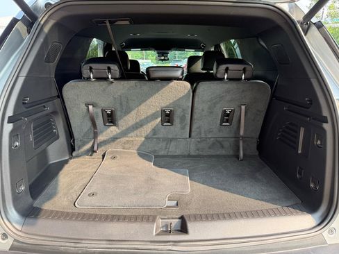 Used 2026 Chevrolet Traverse LT AWD/4WD image 15