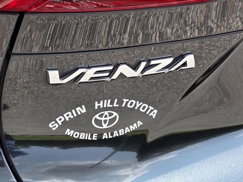 Used 2023 Toyota Venza Limited AWD/4WD image 33