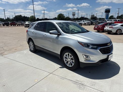 Used 2019 Chevrolet Equinox LT AWD/4WD image 8