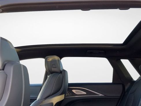 Certified 2023 Cadillac Lyriq 2WD image 19