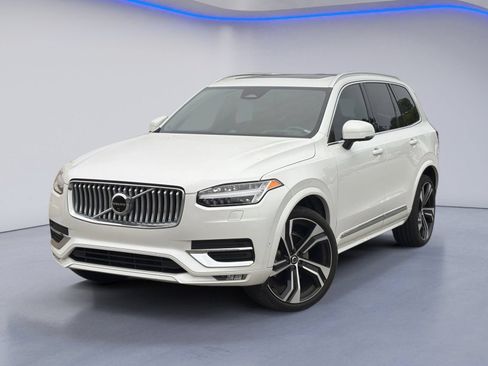 Used 2024 Volvo XC90 B6 Ultimate w/ Protection Package Premier AWD/4WD image 2